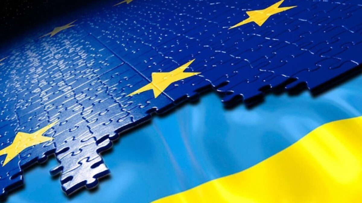 Співпраця України зі світовими операторами систем передачі